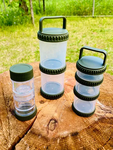 セリアのキャンプギア「連結できる容器」の魅力とは？（収納術）セリアのキャンプギア「連結できる容器」シリーズ：種類と活用術