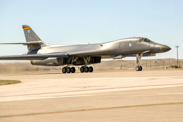 航空自衛隊とアメリカ空軍B