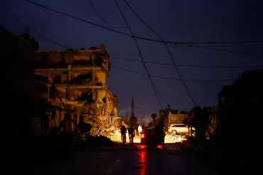 イスラエル、ガザ攻撃再開 184人死亡 国連は人道状況悪化を警告