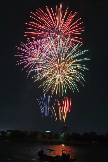 花火の打ち上げも!大阪「高石シーサイドフェスティバル」開催