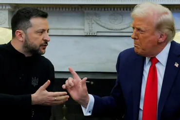ゼレンスキー氏「事態正す時」、平和構築へトランプ氏と連携の用意 
