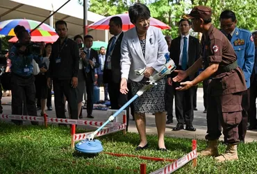 日本とカンボジア、ウクライナの地雷除去を支援