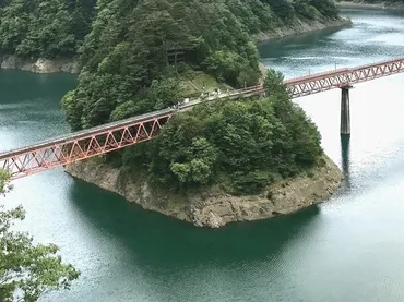 大井川鉄道の旅】 寸又峡、夢の吊り橋、湖上駅、接岨峡温泉、ＳＬにも乗っちゃいます 
