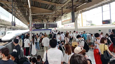 2025年の「お盆」混雑ピークは8月9日（土）に、東海道新幹線や高速道路などで 