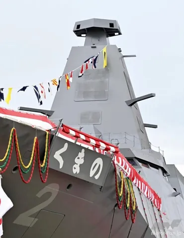 就役目前の護衛艦「もがみ」型、フル・ステルスの艦体にバランス良く戦闘力を積み、機雷戦能力も持つ 