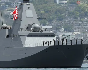 海上自衛隊の最新鋭護衛艦「もがみ」三菱重工長崎で就役 配備は横須賀 (2022年4月28日) 