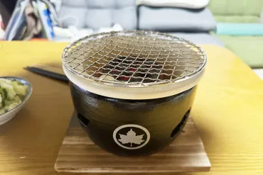 レビュー】「LOGOS×萬古焼 卓上水コンロ」が最高♪卓上で炭火焼きを楽しむ！ 