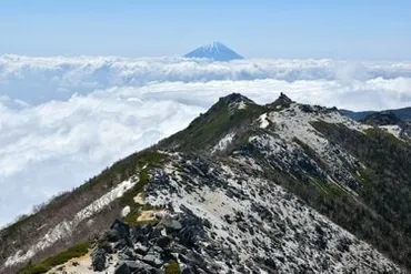 絶景＆雲海の山歩き】まばゆい新緑の季節「天空のオベリスク！ 展望が気持ちいい南アルプス・鳳凰三山巡り」 2022年／山梨県