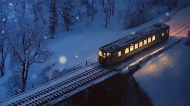 四季折々の鉄道風景からローカル線の゛ゆる鉄゛まで 鉄道写真家・中井精也さんの作品展 山梨・忍野村(2024年8月15日掲載)