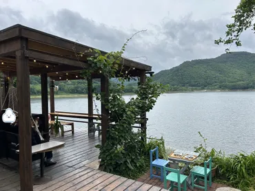 ネビラキカフェ 一度は行きたい絶景テラスカフェ!ホット湯田駅錦秋湖畔にあり