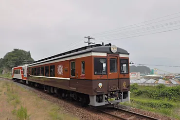 三陸鉄道「こたつ列車」の魅力とは？冬の絶景と温かいおもてなしを堪能できる列車旅とは？三陸の冬を彩る、温かいこたつ列車
