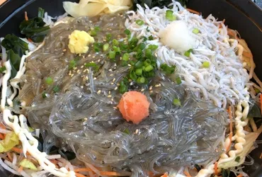 江の島で生しらす丼!くつろげる座敷やテラス席のお店12選 食べログまとめ