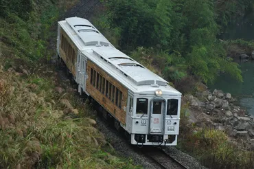 海幸山幸―コンセプトは「木製のおもちゃ」みたいな列車。それってどんなの?(THE列車)