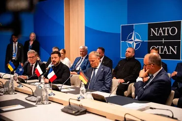 ウクライナ戦争 強気のロシアとトランプ氏に翻弄される欧州