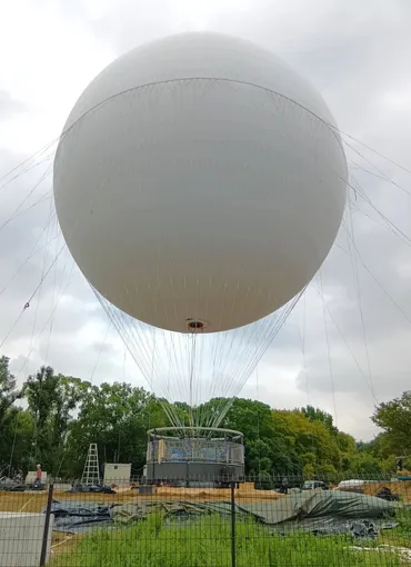 空から眺める仁徳天皇陵古墳 観光気球が堺・大仙公園に登場 運行開始を控え準備作業(産経新聞)