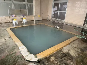 燕温泉 花文：秘湯と絶景、効能豊かな温泉宿の魅力とは？標高1180mの秘湯宿「花文」の温泉体験レポート