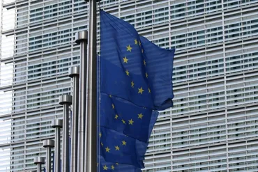 EU理事会、シェンゲン国境コードの更新を採択
