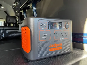 Jackeryポータブル電源1500(PTB152)を実機レビュー!アウトドアが快適になるその性能とは