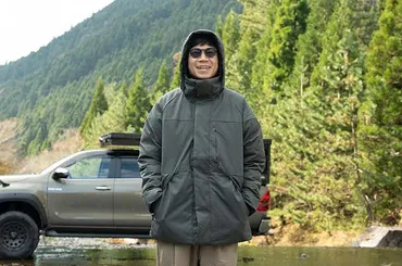 ワークマンなら4,900円】難燃ダウンは高くて諦めていた人必見!最強「モンスターパーカー」を着用レビュー