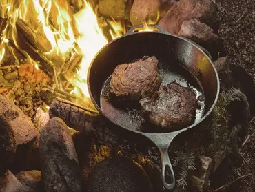 2024年版】キャンプに便利なおすすめのフライパン12選！特徴ごとの選び方もご紹介します – 鎌倉NaFroオフィシャルサイト