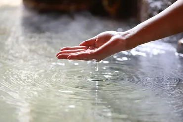 美肌と健康のために!簡単に実践できる「正しい温泉入浴方法」