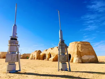 チュニジアの砂漠と映画の世界！スター・ウォーズ・ロケ地巡り、その魅力とは？スター・ウォーズの聖地巡礼！チュニジア南部、ロケ地の歩き方