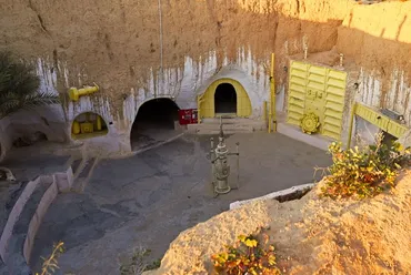 チュニジア「マトマタ」はスターウォーズの異世界!穴倉ホテルも