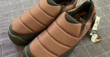 ワークマン「キャンパーモック(1900円)」は秋冬のアウトドアに超使える! 防炎加工で撥水性もある上に防臭抗菌効果もあって軽いってマジかよ!