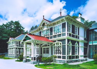 旧三笠ホテル、リニューアルオープン！歴史と建築美、文化交流を紐解く？軽井沢の歴史と文化を象徴する、旧三笠ホテルの魅力