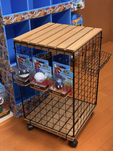 DAISO商品¥1100(税別)で作るサイドテーブル!収納にも使えて便利です。