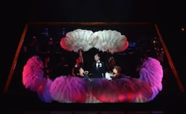 ブラボー！」で迎え入れられた宝塚OG版「シカゴ」ニューヨーク ...