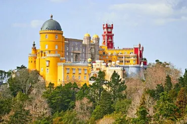 世界遺産の町シントラ－風光明媚な景観の中にある個性的な建造物 ...