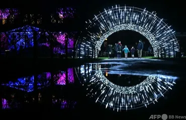 英キュー王立植物園でクリスマスイルミネーション 写真10枚 国際 ...