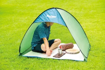 100均キャンプギア最新情報！セリア、ダイソー、キャンドゥで始める快適キャンプ？100均キャンプギア徹底比較！2025年最新情報、便利アイテム紹介