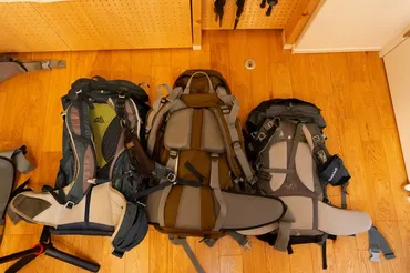 ワークマンの登山用ザックは「買い」？徹底レビューとおすすめポイントを解説！ワークマン、登山用ザックを語るu3000イナレムギアシェルパックの魅力とは？