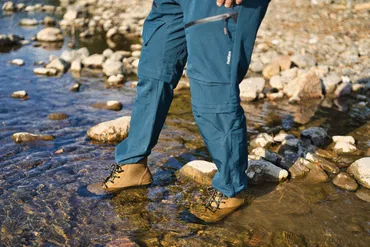 ワークマンの「防水サファリシューズ」は靴底から7cm防水 ...