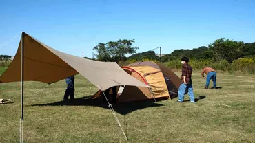 キャンプの相棒？タープの選び方と設営方法を徹底解説！（タープ、設営、キャンプ）？タープの基本とワークマン最新モデル情報