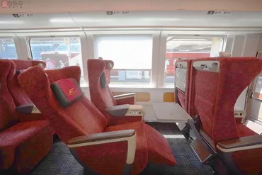 座席鉄゛が選ぶ「JR特急で最も快適な普通車」とは グリーン座席なら新幹線並み！ 