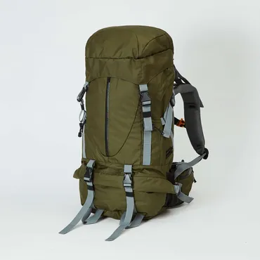 ワークマン新作】雨の多いシーズンも安心！独自素材「コスパ最強のリュック」が新発売！ 