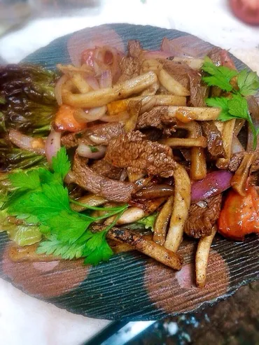 ペルー料理 ロモサルタード (Lomo Saltado) – Today゛s Special