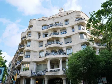 ガウディに魅せられたバルセロナ#2 グエル公園、カサ・ミラ、カサ・バトリョ、グエル邸も訪問 