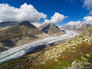 スイス 通はここを選ぶ！世界遺産アレッチ氷河と裏ユングフラウを眺めるハイキング！④ – Enjoy Traveling Solo