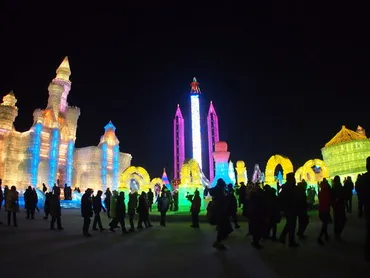 ハルビン旅その４ ライトアップされた彩色の世界 ハルビン氷まつり！』哈爾濱(中国)の旅行記・ブログ by かっちゃんさん【フォートラベル】