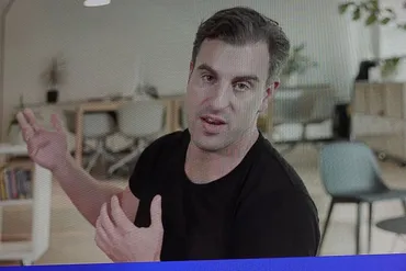 エアビーCEO、今、世界で一番注目しているのは「日本」、民泊以外の旅行事業に意欲、長期滞在の強化も