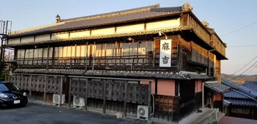 登録有形文化財「麻吉旅館」で過ごす歴史旅！遊郭建築の宿の魅力とは？伊勢古市、200年の歴史を持つ遊郭建築の宿「麻吉旅館」宿泊記