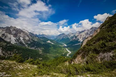 アルバニア】＜テスでトレッキング#1＞ バルボナまでの行き方と交通手段の手配、トレッキングの概要について紹介 