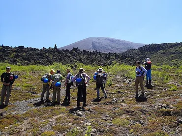 浅間山の老い立ちを辿るツアー スカイロックトレイル