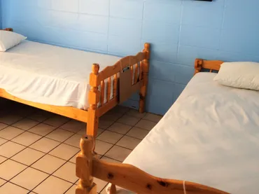 ビーチまで徒歩3分、ハワイの格安ドミトリー「ワイキキビーチサイドホステル」レビュー 