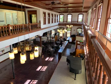 佐賀の浪漫座（レストラン＆カフェ）の魅力とは？旧古賀銀行のレトロモダンな空間で音楽と佐賀グルメを堪能