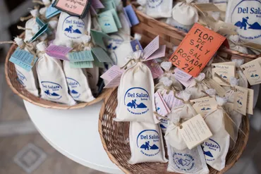 ボリビアのウユニ塩湖のお土産ランキングベスト8！おすすめはチョコレートと塩